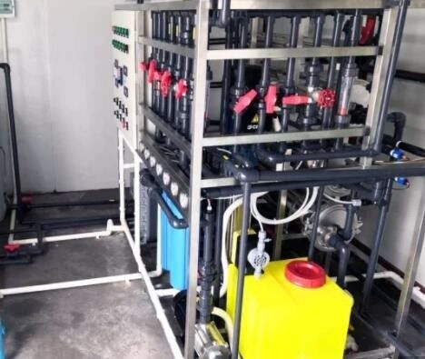0.5-5m3/H sistema de tratamiento de agua de agua corriente electro desionizador sistema de purificación de dos etapas