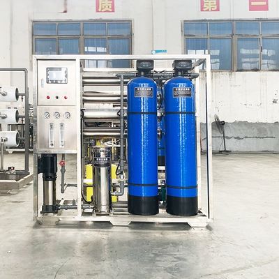 1TPH 2.1kW-380-415V 2xFRP Tanques de agua salada Planta de agua de ósmosis inversa
