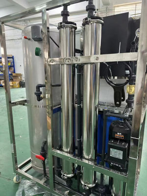 500L/H 1.7kW-220-240V Planta de agua de ósmosis inversa de agua salada con filtros de sedimentos de 3 etapas