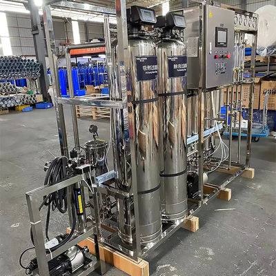 2TPH 3.0kW-380-415V 2xSS304 Tanques de agua salada Planta de agua de ósmosis inversa