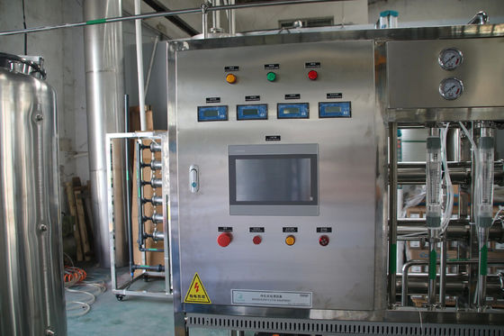 2TPH 3.0kW-380-415V 3xSS304 Tanques de agua salada Planta de agua de ósmosis inversa