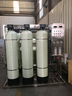 250L/H 1.7kW-380-415V 3xFRP Tanques de agua salada Planta de agua de ósmosis inversa