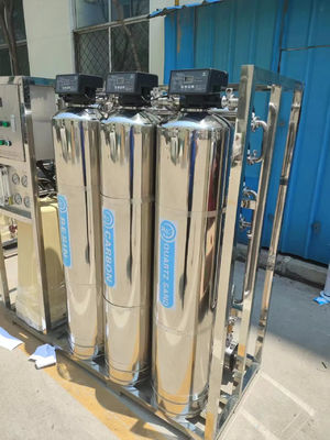 250L/H 1.7kW-380-415V 3xSS304 Tanques de agua salada Planta de agua de ósmosis inversa