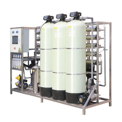 4TPH 5.5kW-380-415V 3xFRP Tanques de agua salada Planta de agua de ósmosis inversa