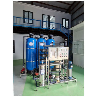6TPH 7.9kW-380-415V 3xFRP Tanques de agua salada Planta de agua de ósmosis inversa