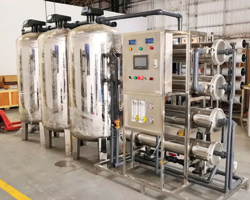 6TPH 7.9kW-380-415V 3xSS304 Tanques de agua salada Planta de agua de ósmosis inversa