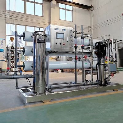 10TPH 19kW-380-415V 2xFRP Tanques de agua salada Planta de agua de ósmosis inversa