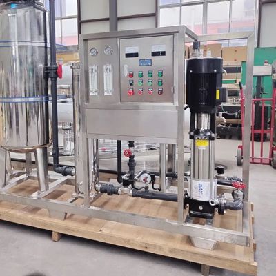10TPH 19kW-380-415V 2xFRP Tanques de agua salada Planta de agua de ósmosis inversa