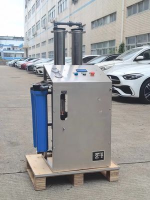 Sistema móvil de purificación de agua de 100L para desalinización de agua salobre