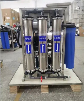 Sistema móvil de purificación de agua para limpieza de ventanas