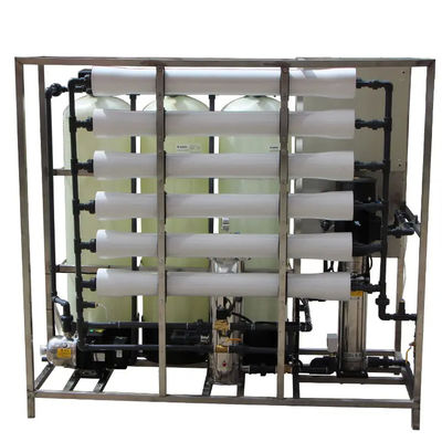 1.5TPH 3xFRP Tanques 160*85*170cm Planta de agua de ósmosis inversa para la industria