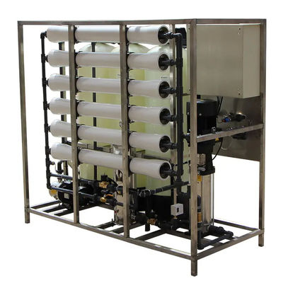 1.5TPH 3xFRP Tanques 160*85*170cm Planta de agua de ósmosis inversa para la industria