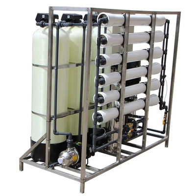 1.5TPH 3xFRP Tanques 160*85*170cm Planta de agua de ósmosis inversa para la industria