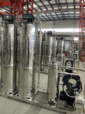 1.5TPH 235kg 2xSS304 Tanques Planta de agua de ósmosis inversa para hotel