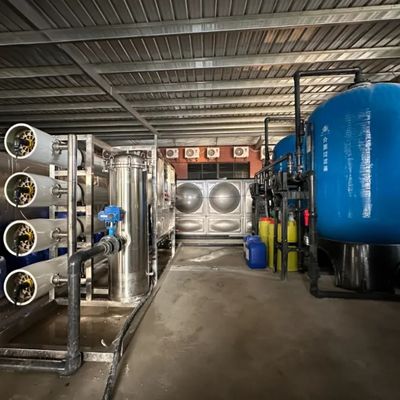 4TPH FRP Tanques de agua salada Planta de agua de ósmosis inversa para pozos de perforación