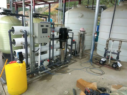 6TPH 7.9kW FRP Tanques de agua salada Planta de agua de ósmosis inversa