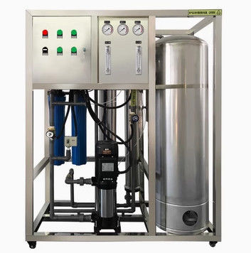 PRO-4080E Unidad de ósmosis inversa de agua salobre Solución de tratamiento de agua de alta eficiencia