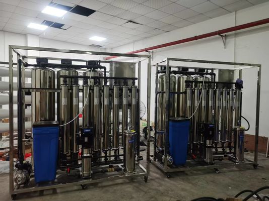 2TPH Capacidad Acero inoxidable 304 Tanque de agua salada Sistema de ósmosis inversa Tiempo de entrega rápido