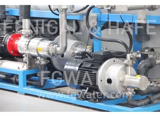 Sistema BWRO en contenedores de 2000 m³/día con tasa de recuperación del 70 % y consumo de energía de 1,05 kWh/m³