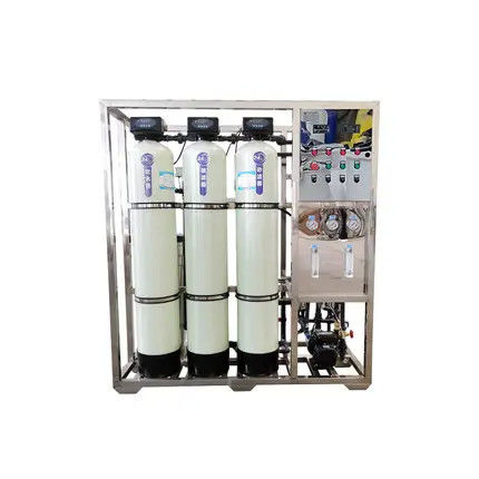 250L/H 1.7kW-380-415V 3xFRP Tanques de agua salada Planta de agua de ósmosis inversa