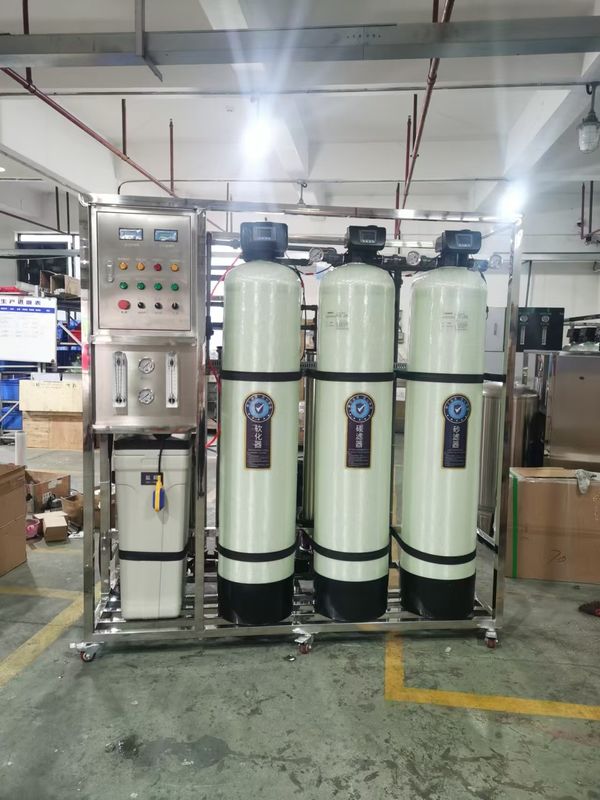 2TPH Capacidad Acero inoxidable 304 Tanque de agua salada Sistema de ósmosis inversa Tiempo de entrega rápido